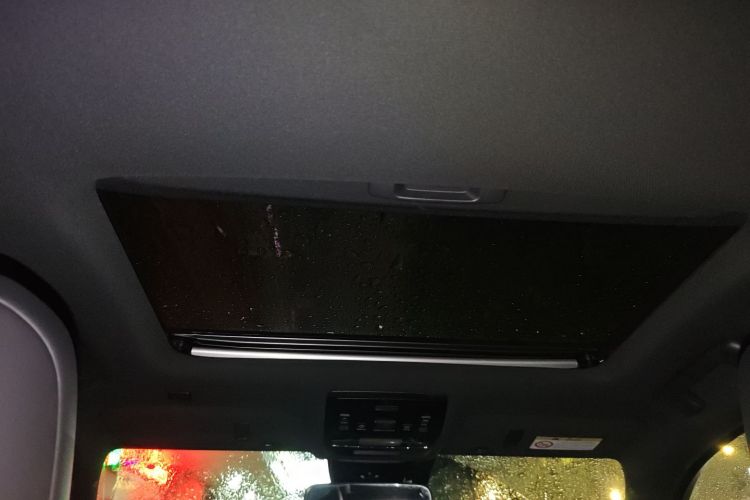 雷克萨斯UX新能源 2020款 300e 纯·悦版中控内饰22