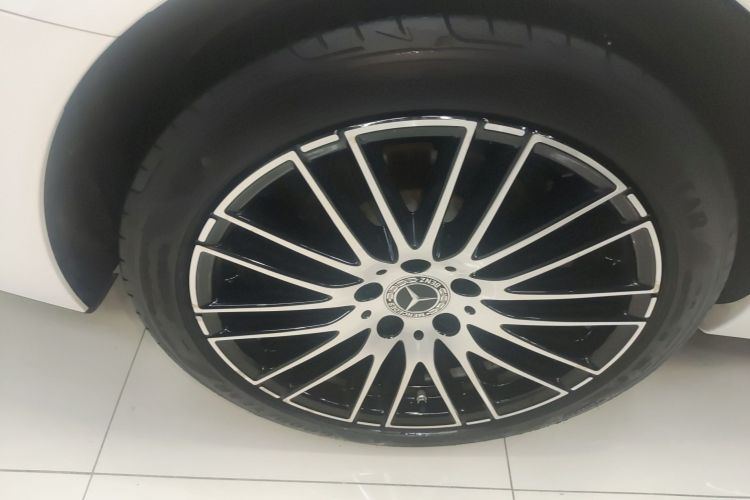 奔驰C级 2023款 C 200 L 运动版车身外观6008