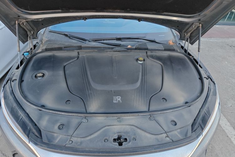 比亚迪 汉 2020款 EV 超长续航版尊贵型机舱底盘24
