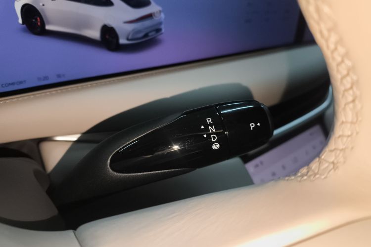 智己汽车 智己L6 2024款 Max 超强性能版局部细节18