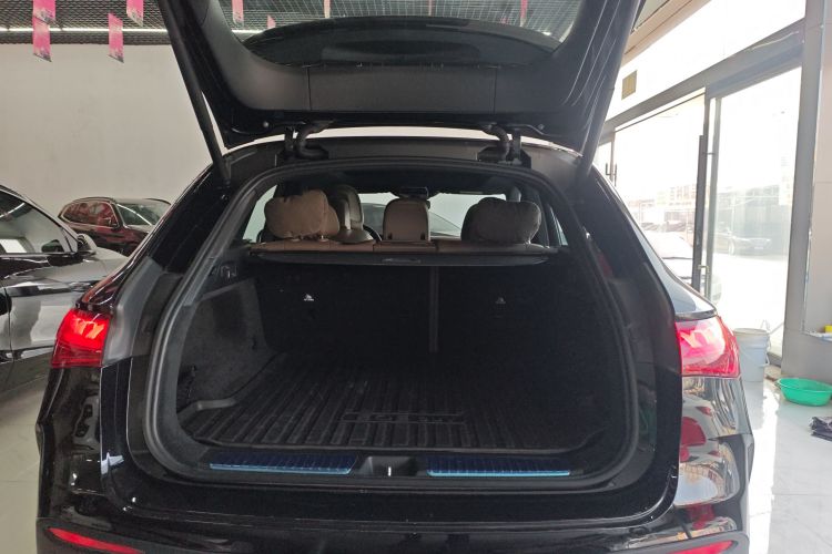 奔驰EQE SUV 2024款 350 4MATIC 先锋版局部细节23