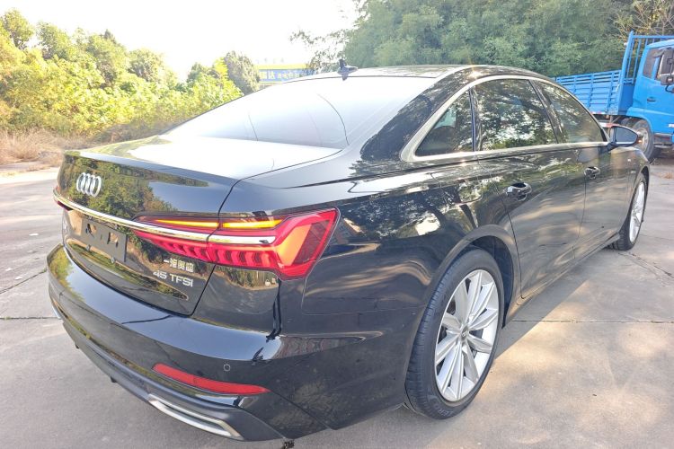 奥迪A6L 2020款 45 TFSI 臻选动感型车身外观6005