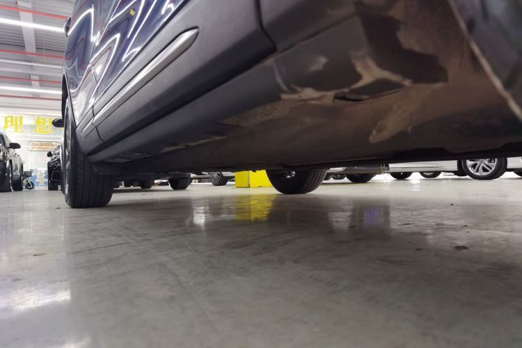 林肯 冒险家 2020款 2.0T 两驱尊雅版局部细节9001