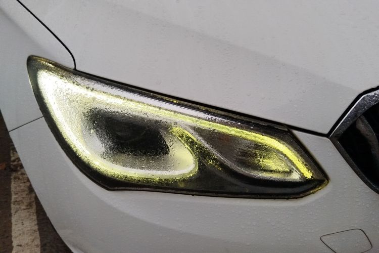 别克 英朗 2016款 15N 自动精英型车身外观8