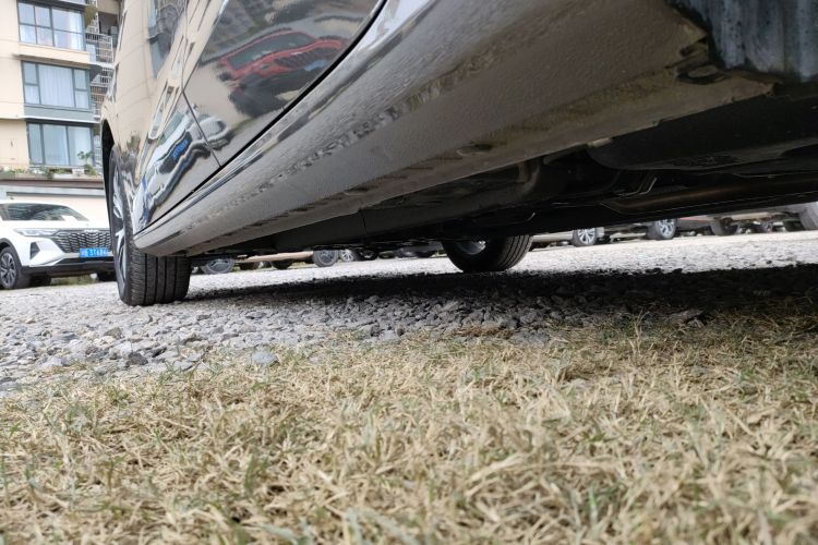 吉利汽车 帝豪 2025款 第4代 1.5L 手动龙腾版局部细节9002