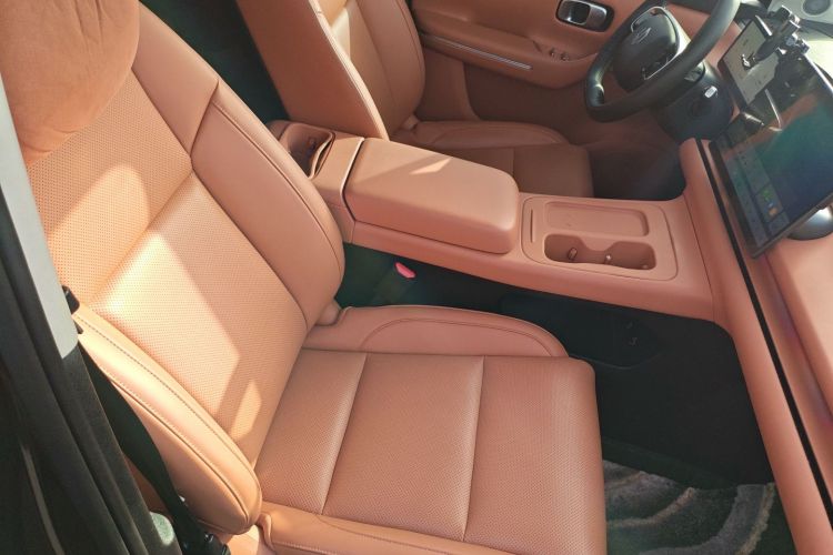 零跑汽车 零跑C10 2024款 210激光雷达版局部细节41