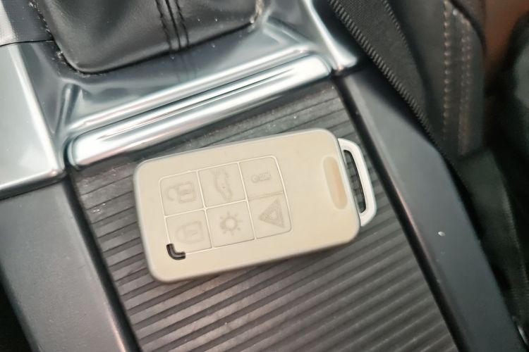 沃尔沃XC60 2017款 T5 AWD 智远版中控内饰11