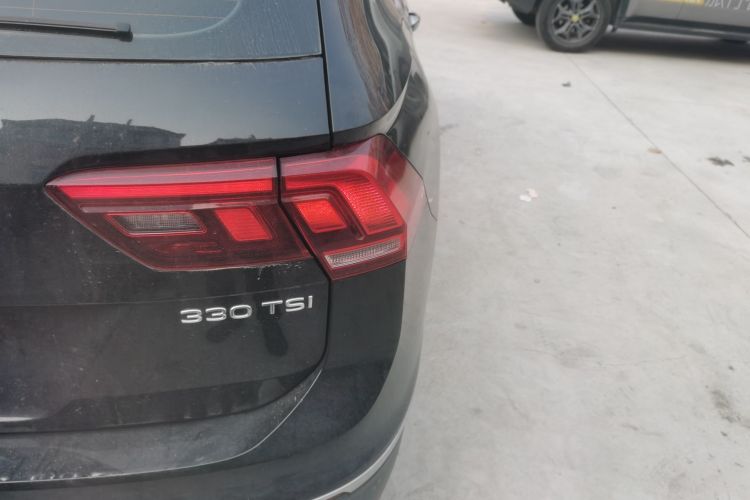 大众 途观L 2024款 330TSI 自动两驱智享版车身外观9