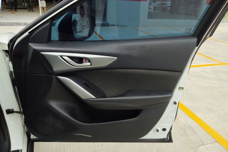 马自达CX-4 2016款 2.0L 手动两驱蓝天活力版中控内饰7005