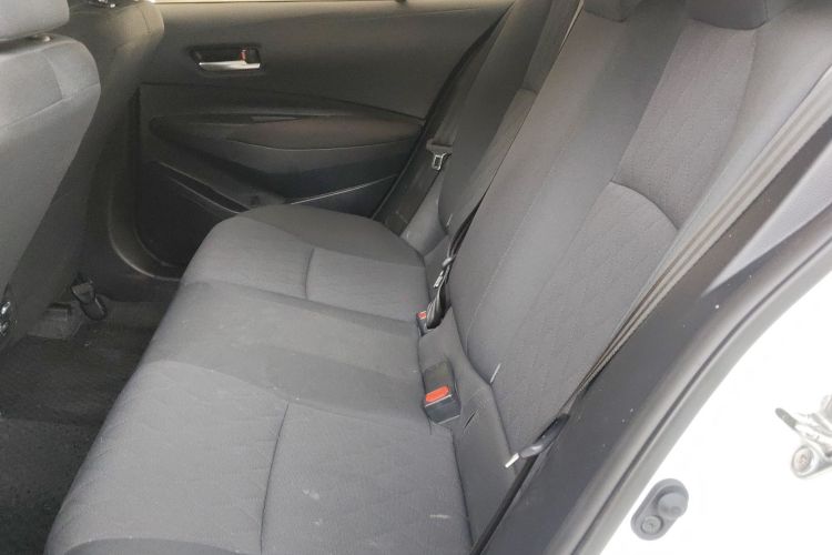 丰田 卡罗拉 2023款 1.8L 智能电混双擎 精英版中控内饰21