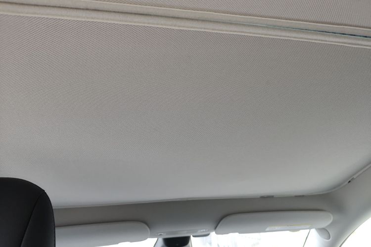 特斯拉 Model Y 2021款 长续航全轮驱动版 3D7局部细节22