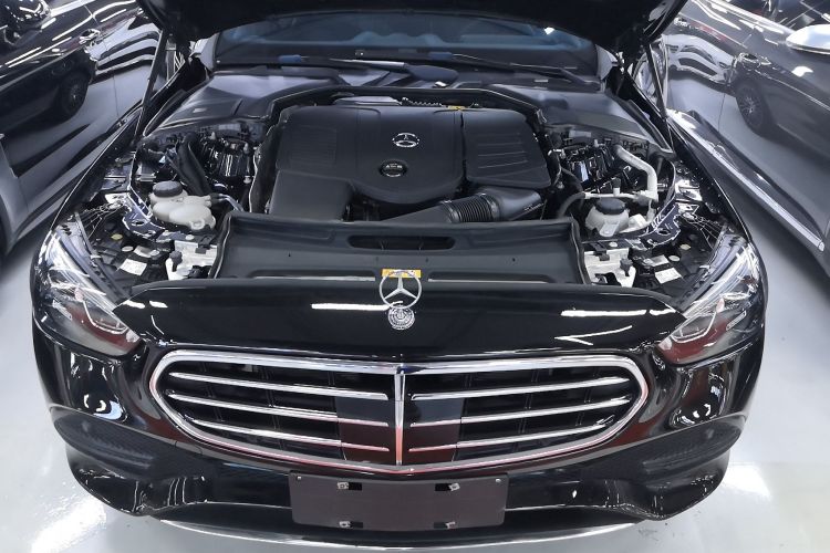 奔驰C级 2022款 C 260 L局部细节24