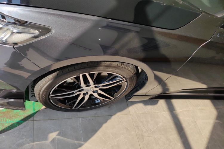 本田 雅阁 2022款 260TURBO 幻夜·尊贵版车身外观6007