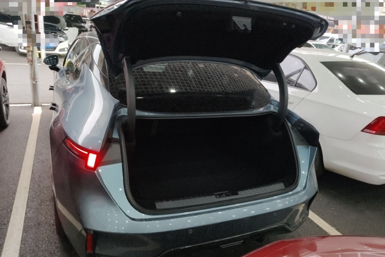 领克07 2024款 EM-P 126长续航 Ultra机舱底盘23