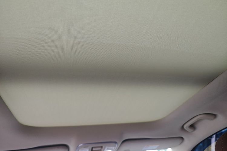 吉利汽车 博越 2016款 1.8TD 自动智尊型中控内饰22