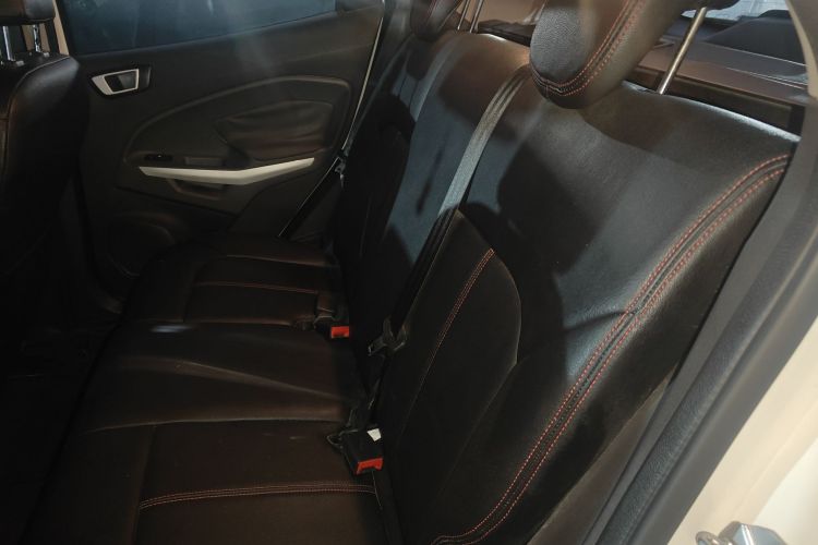 福特 翼搏 2013款 1.5L 自动风尚型中控内饰21