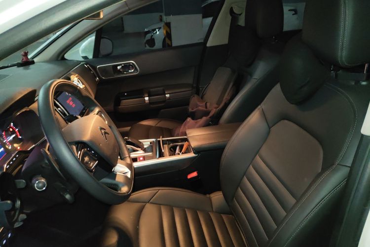 雪铁龙C6 2021款 400THP 舒适版中控内饰19