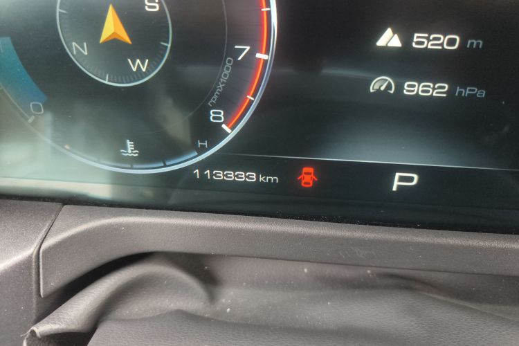 坦克300 2021款 越野版 2.0T 征服者中控内饰15