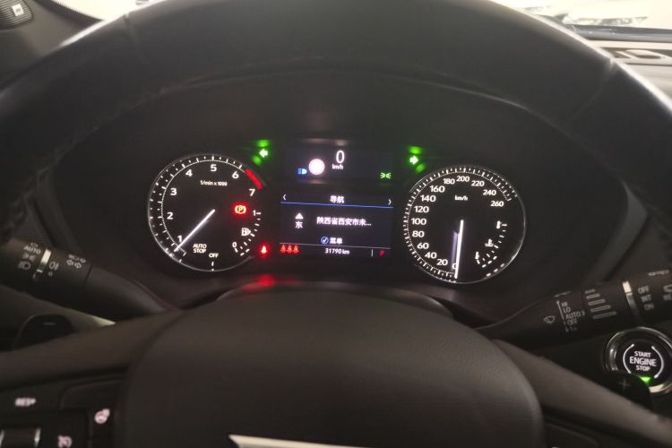 凯迪拉克XT4 2020款 28T 两驱领先型中控内饰14