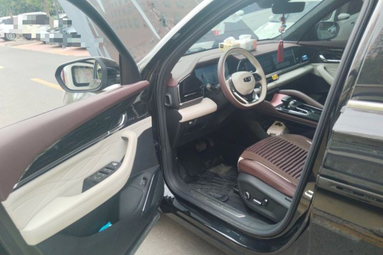 吉利汽车 星越L 2021款 2.0TD DCT EVO两驱尊贵型中控内饰7003