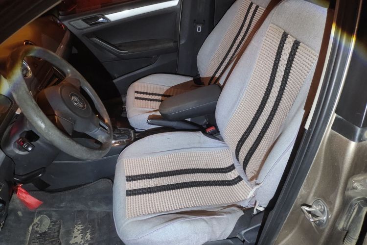 大众 捷达 2015款 质惠版 1.6L 自动舒适型局部细节19