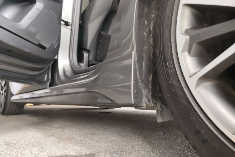 领克03 2022款 1.5TD DCT劲Pro机舱底盘30