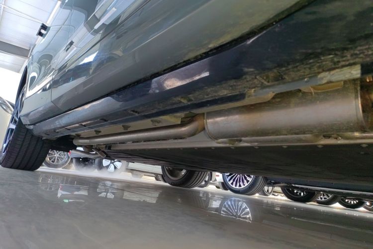 岚图汽车 岚图FREE 2025款 FREE+ 后驱乾崑版局部细节9001