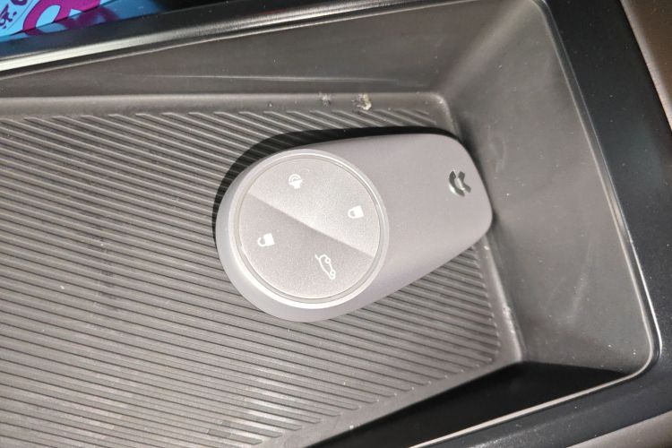 蔚来ES8 2020款 580KM 七座版中控内饰11