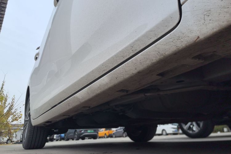 广汽传祺 传祺M6 2019款 270T 自动尊享版（七座）国V局部细节9001