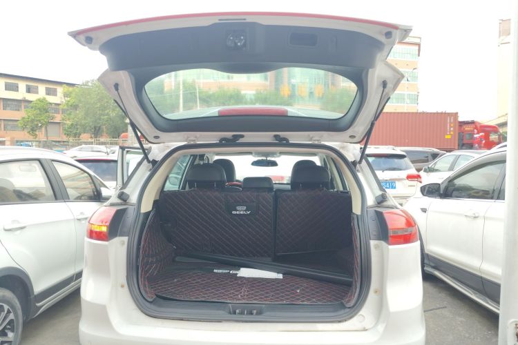 吉利汽车 博越 2016款 2.0L 手动智尚型局部细节23