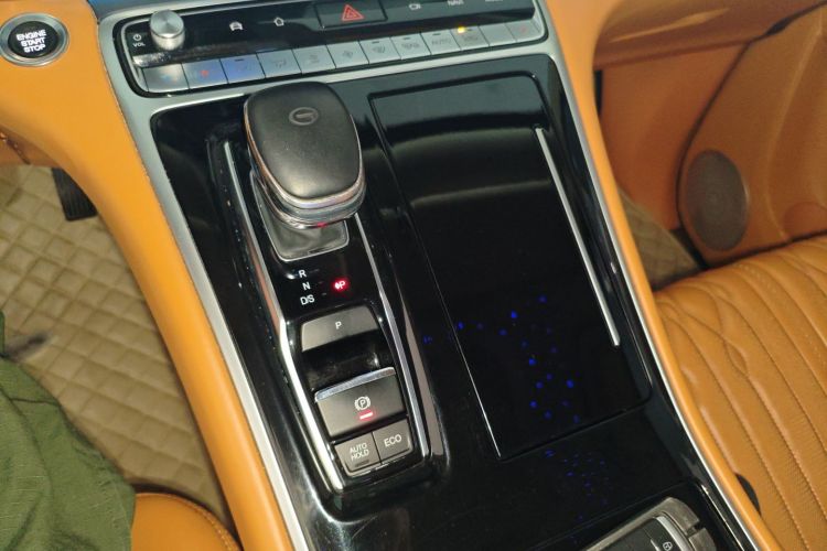 广汽传祺 传祺M8 2021款 大师系列 390T 至尊版局部细节18