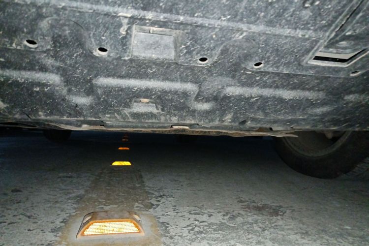 荣威RX5 2016款 20T 两驱自动互联网智享版局部细节9008