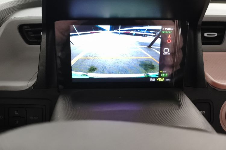 五菱汽车 宏光MINIEV 2022款 马卡龙时尚款 三元锂中控内饰16