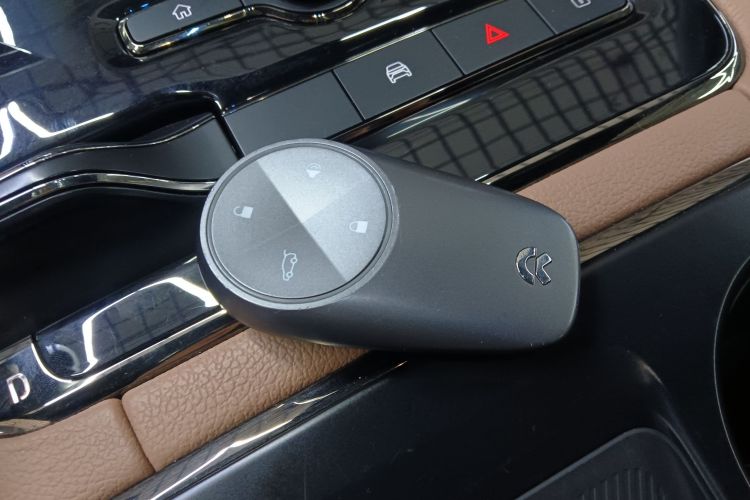 蔚来ES8 2022款 100kWh 六座版中控内饰7001