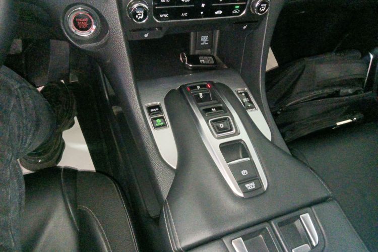 本田 冠道 2017款 370TURBO 四驱尊享版中控内饰18