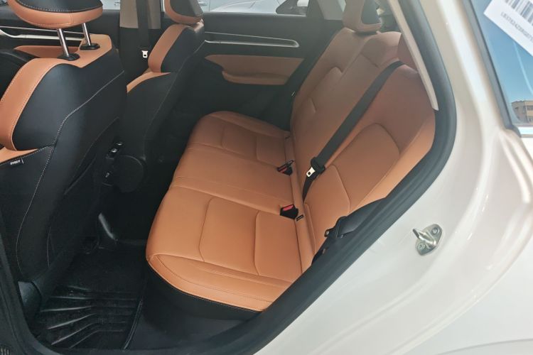 吉利汽车 帝豪 2025款 第4代 1.5L CVT旗舰型中控内饰21