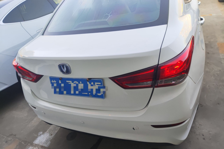 长安 悦翔 2019款 1.5L DCT 联动云版车身外观6004