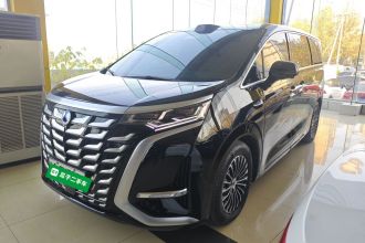 腾势D9 2025款 DM-i 智驾版 1020 四驱尊享型