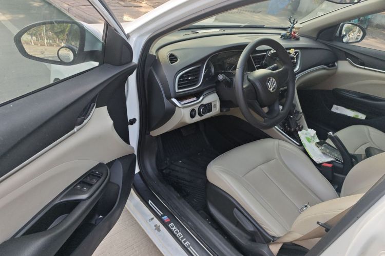 别克 英朗 2021款 典范 1.5L 自动精英型中控内饰20