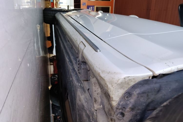 奔驰C级 2020款 改款 C 260 L 运动版局部细节9001