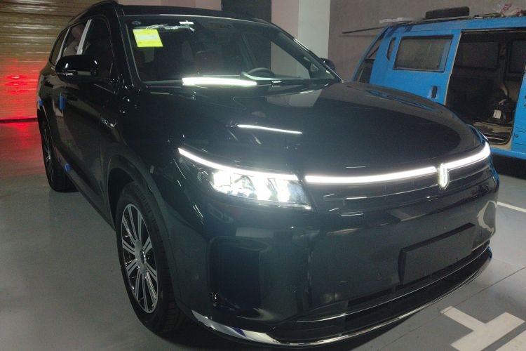 鸿蒙智行 问界M7 2024款 1.5T 智驾后驱Pro版 5座车身外观3