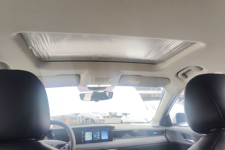 荣威i5 2023款 1.5L 手动优越版中控内饰22