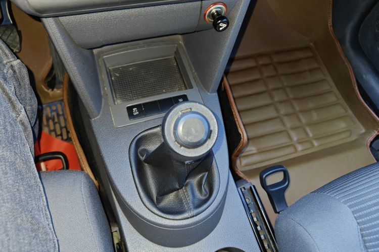 大众 途安 2013款 1.4T 手动风尚版5座中控内饰18