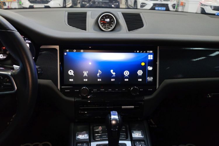 保时捷 2017款  Macan 2.0T中控内饰16