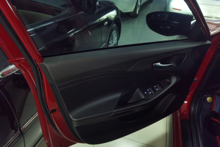 现代 菲斯塔 2021款 280TGDi GLX精英版中控内饰7007