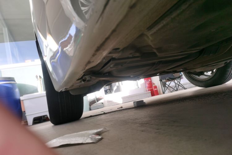 宝马2系旅行车 2018款 218i 领先型局部细节9001