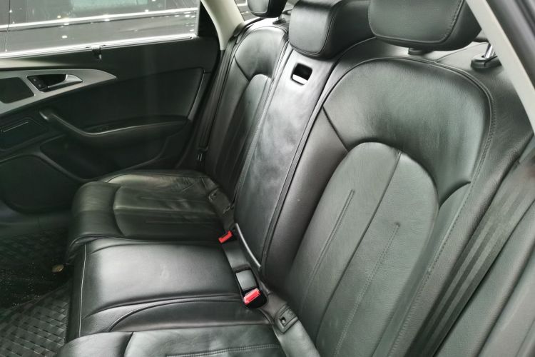 奥迪A6L 2016款 45 TFSI quattro 运动型中控内饰21