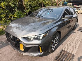 广汽传祺 影豹 2021款 270T DCT J15版