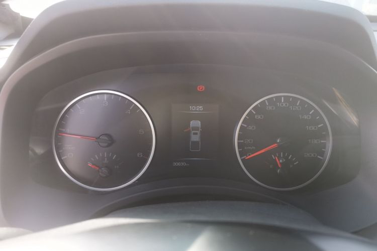 长城 炮 2023款 2.0T商用版手动柴油两驱精英型长箱GW4D20M局部细节14