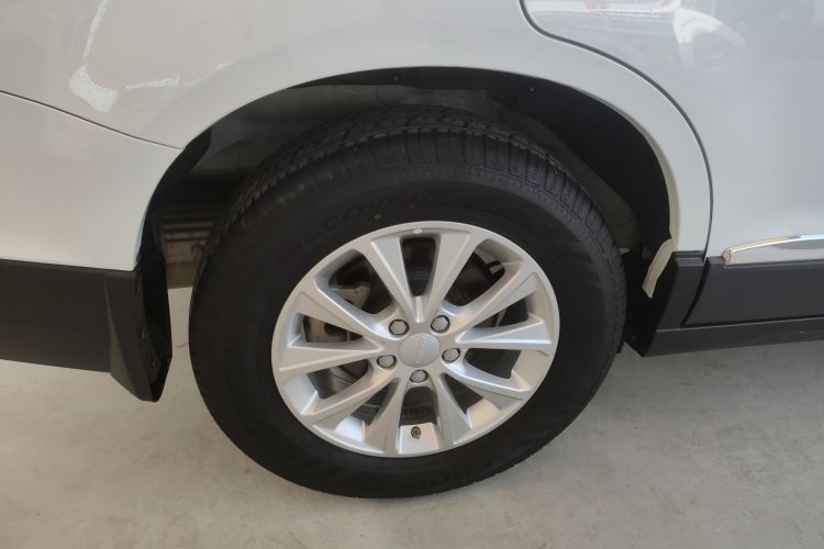 哈弗H6 2021款 运动版 1.5T 手动精英智联型 六边形格栅车身外观6008